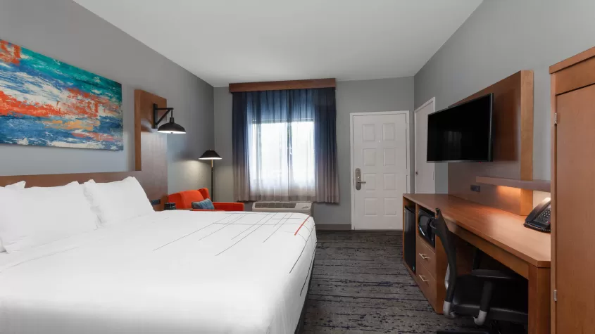 King bed room