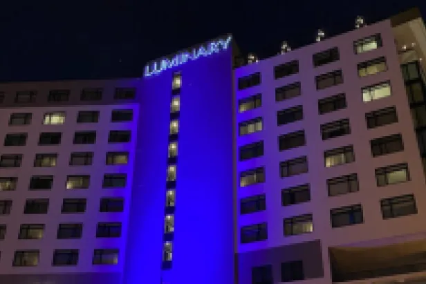 Light Up Lee
